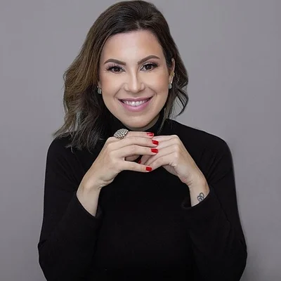 Aline Carvalho